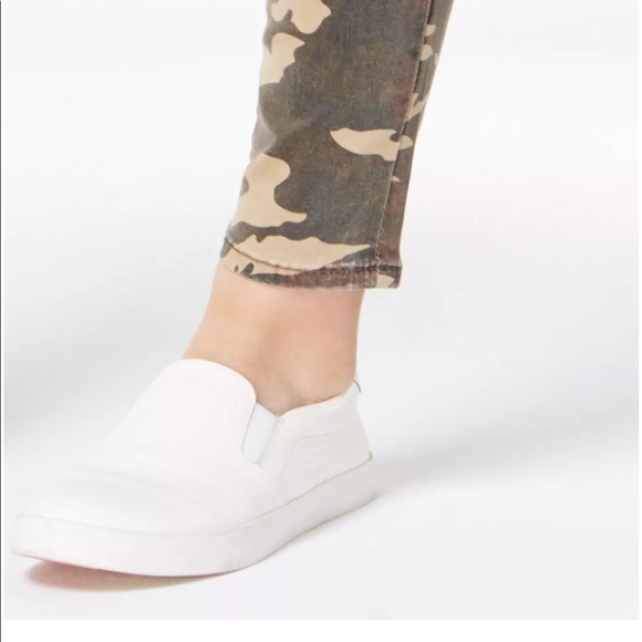 Kut from the Kloth MIA toothpick Skinny Camo Jeans size 0 - Picture 4 of 9